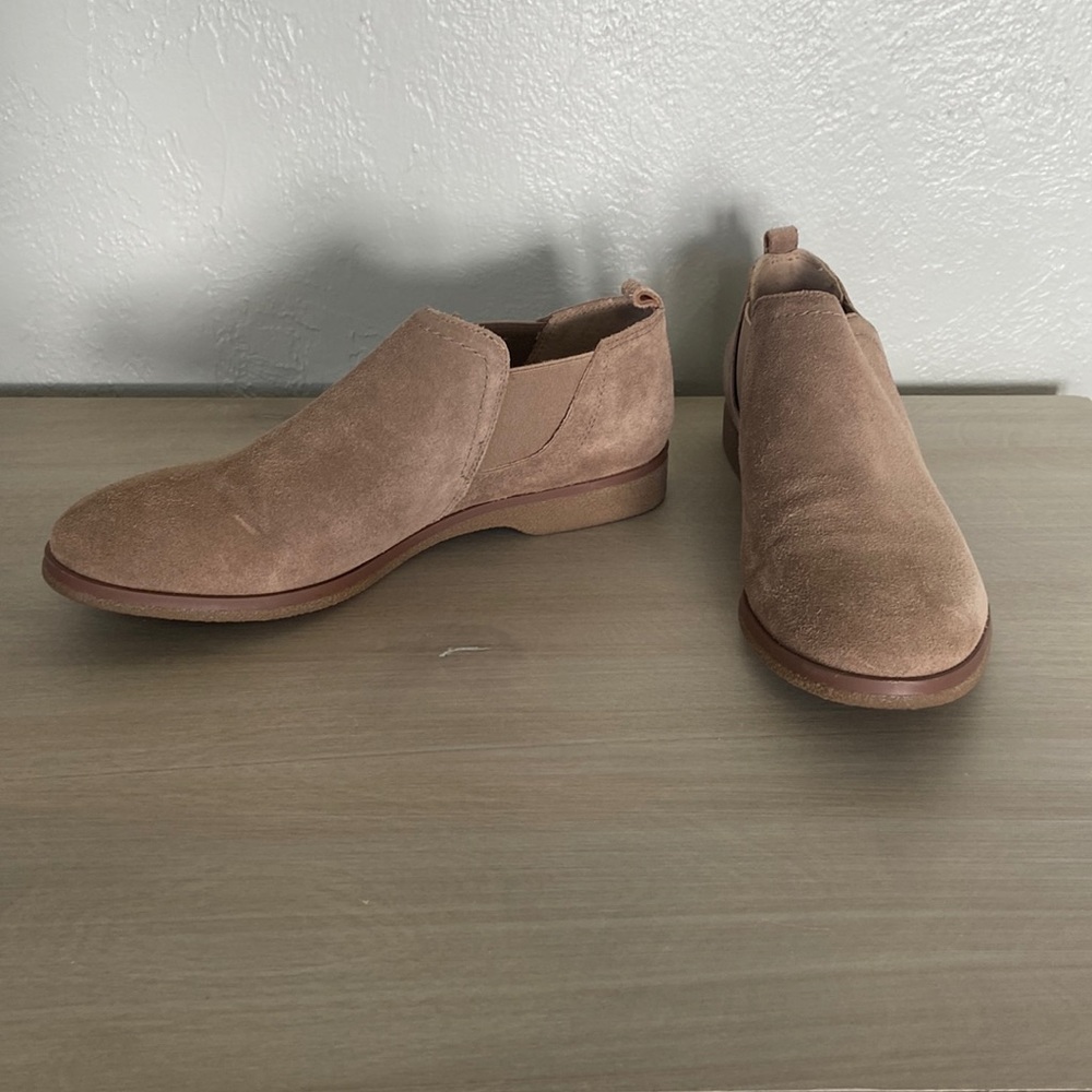 Franco Sarto tan suede booties